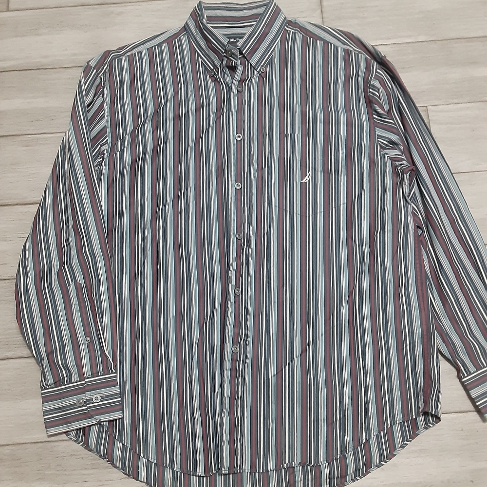 Nautica vintage button down size large